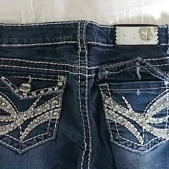 Misschic - Picture 2 of 3